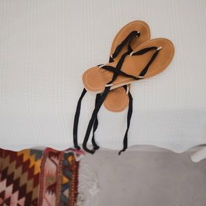NWT Sseko Stitched Ribbon Sandal